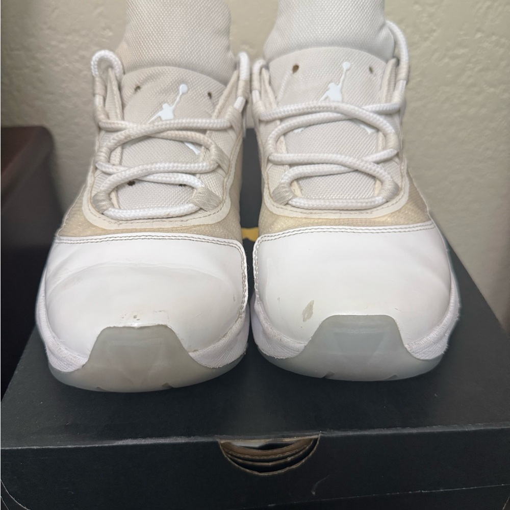 Air Jordan 11 CMFT Low Sz 7.5